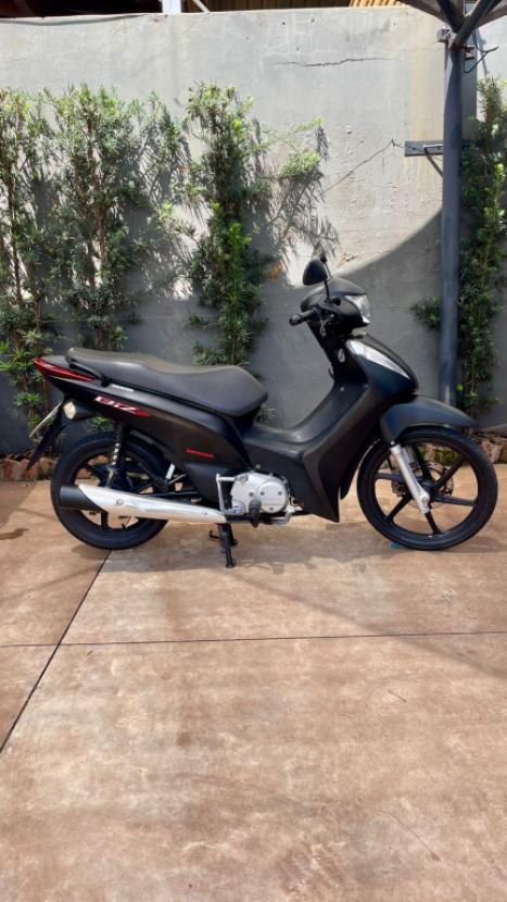 HONDA Biz 125 EX, Foto 1