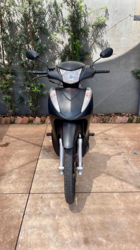 HONDA Biz 125 EX, Foto 4