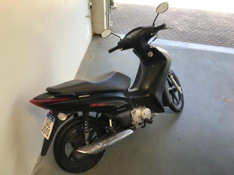 HONDA Biz 125 EX, Foto 3