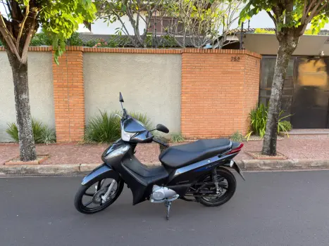 HONDA Biz 125 EX, Foto 8