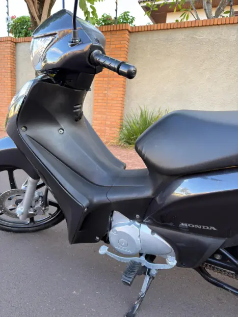 HONDA Biz 125 EX, Foto 9