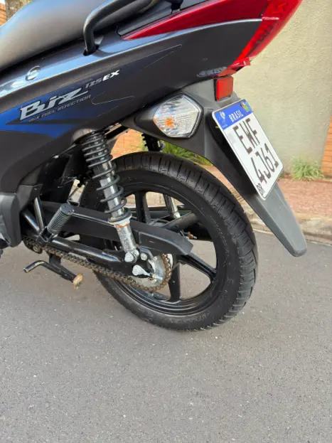 HONDA Biz 125 EX, Foto 11