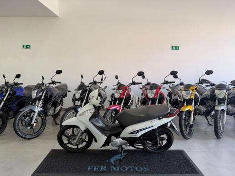 HONDA Biz 125 EX, Foto 4