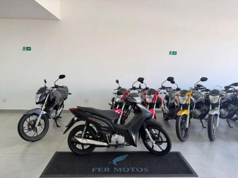 HONDA Biz 125 EX, Foto 1