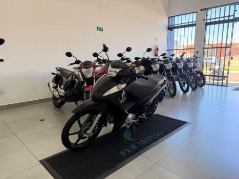 HONDA Biz 125 EX, Foto 3