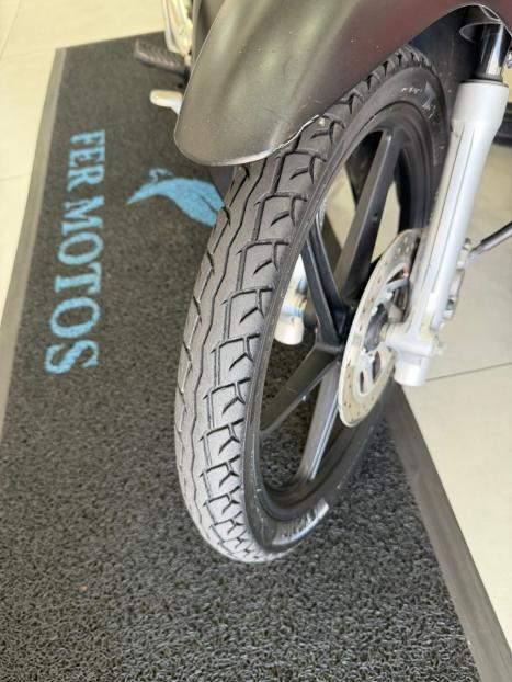 HONDA Biz 125 EX, Foto 8