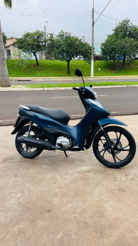 HONDA Biz 125 EX, Foto 1