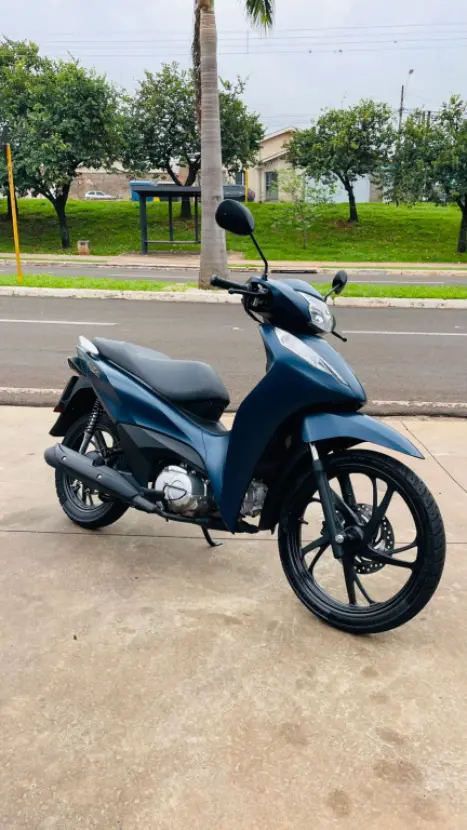 HONDA Biz 125 EX, Foto 6