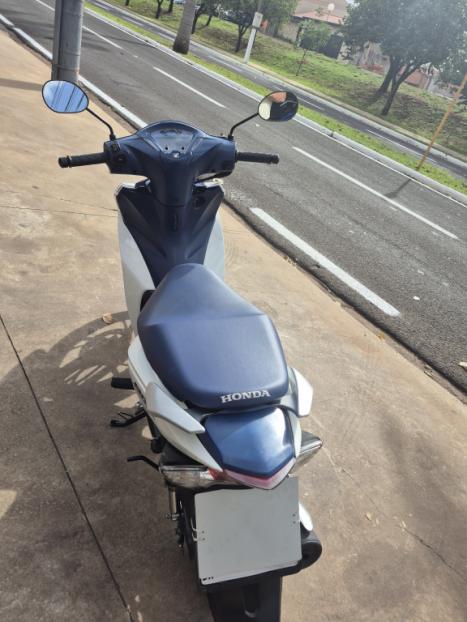 HONDA Biz 125 EX, Foto 4