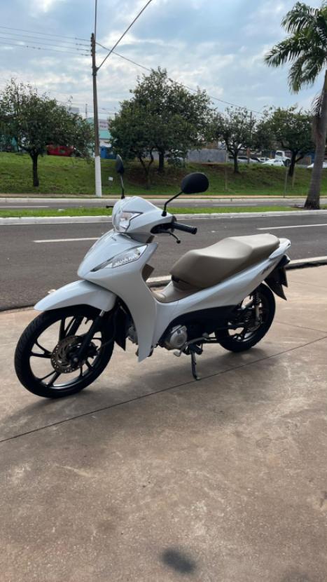 HONDA Biz 125 EX, Foto 4