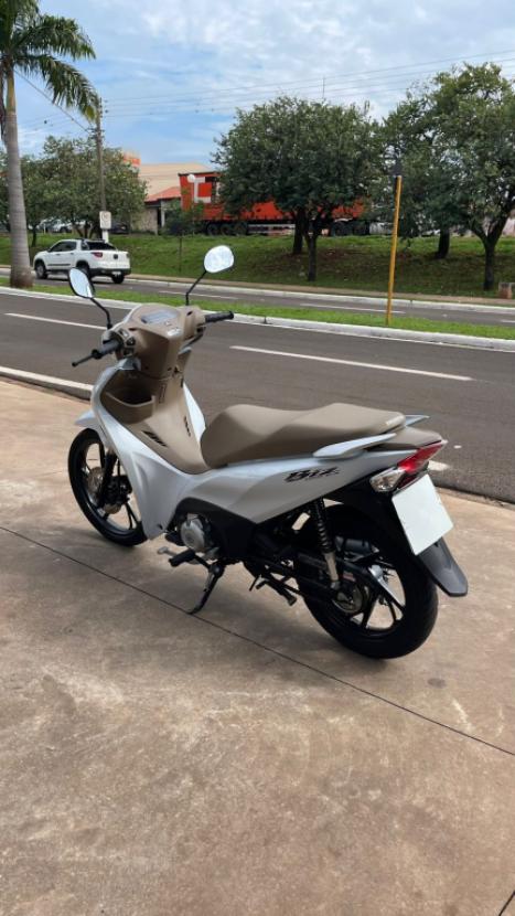 HONDA Biz 125 EX, Foto 7
