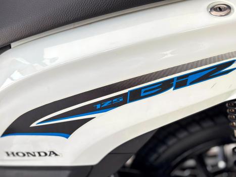 HONDA Biz 125 EX, Foto 4