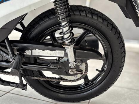 HONDA Biz 125 EX, Foto 8