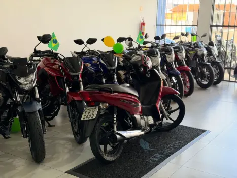 HONDA Biz 125 EX, Foto 6