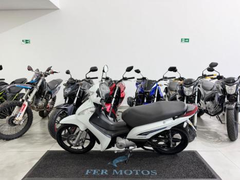HONDA Biz 125 EX, Foto 4