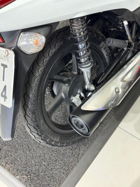 HONDA Biz 125 EX, Foto 9
