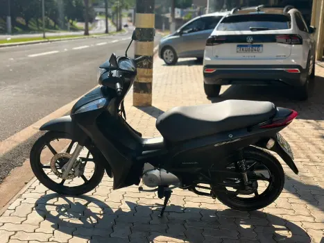 HONDA Biz 125 EX, Foto 2