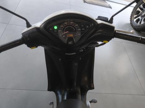 HONDA Biz 125 EX, Foto 9