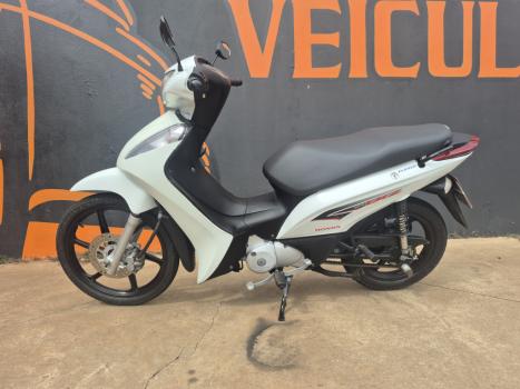 HONDA Biz 125 EX, Foto 2