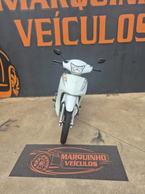 HONDA Biz 125 EX, Foto 3