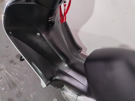 HONDA Biz 125 EX, Foto 6
