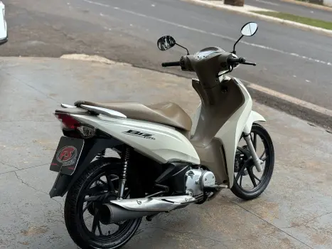 HONDA Biz 125 FLEX, Foto 3