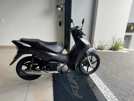 HONDA Biz 125 FLEX, Foto 3