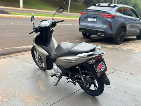 HONDA Biz 125 FLEX, Foto 3