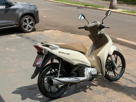 HONDA Biz 125 FLEX, Foto 3