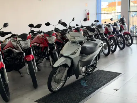 HONDA Biz 125 KS, Foto 3