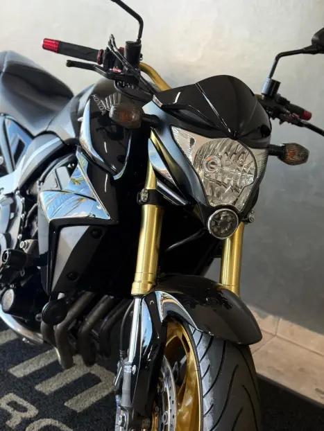 HONDA CB 1000 R ABS, Foto 3