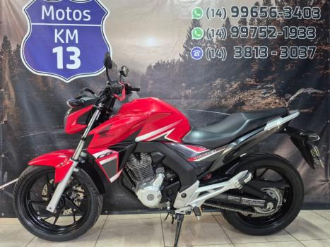 HONDA CB 250 F Twister , Foto 2