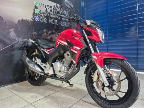 HONDA CB 250 F Twister , Foto 5