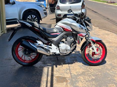 HONDA CB 250 F Twister FLEXONE, Foto 4