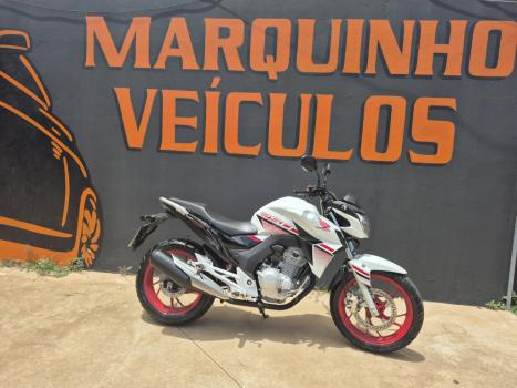 HONDA CB 250 F Twister FLEXONE, Foto 1