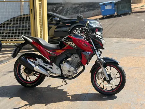 HONDA CB 250 F Twister , Foto 2