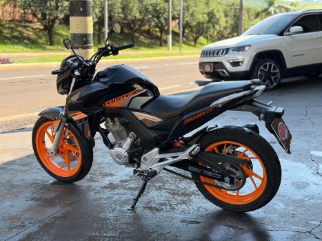 HONDA CB 250 F Twister , Foto 3