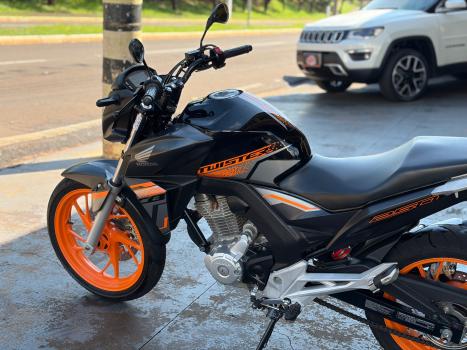 HONDA CB 250 F Twister , Foto 5