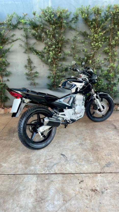 HONDA CB 250 F Twister , Foto 3