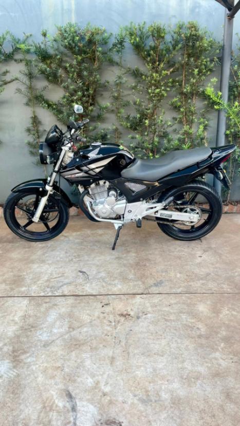 HONDA CB 250 F Twister , Foto 6