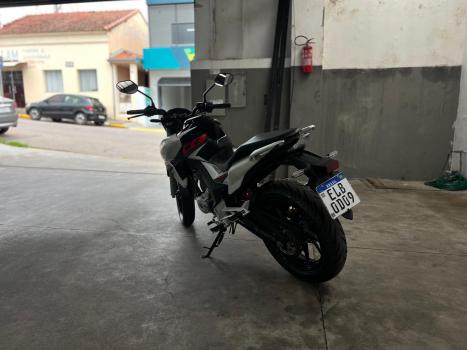 HONDA CB 250 F Twister , Foto 3