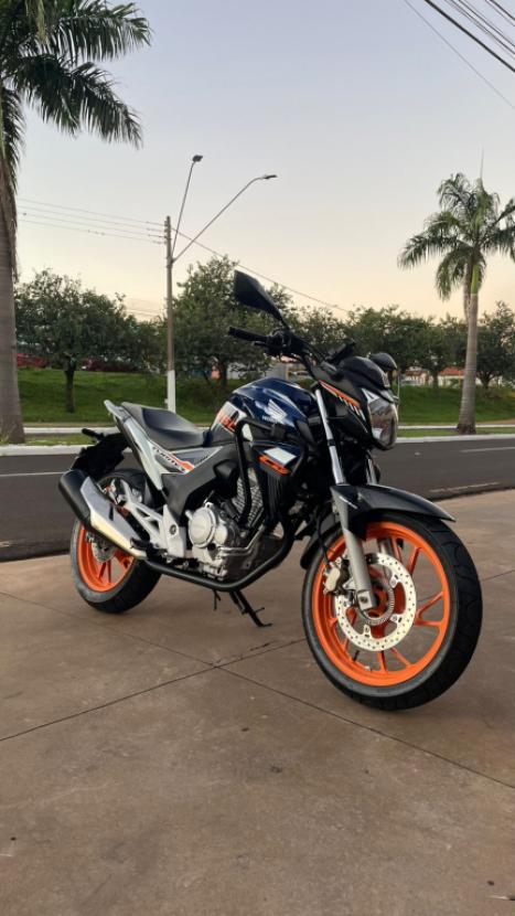 HONDA CB 250 F Twister FLEXONE, Foto 1