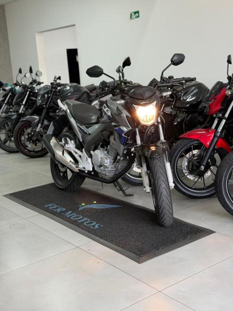 HONDA CB 250 F Twister FLEXONE, Foto 7