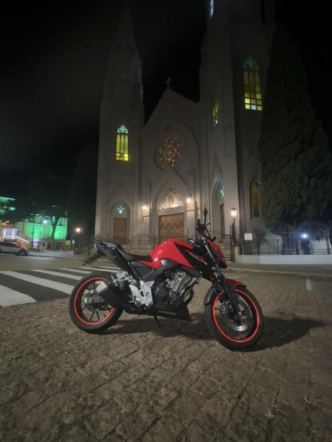 HONDA CB 300 F Twister FLEX ABS, Foto 2