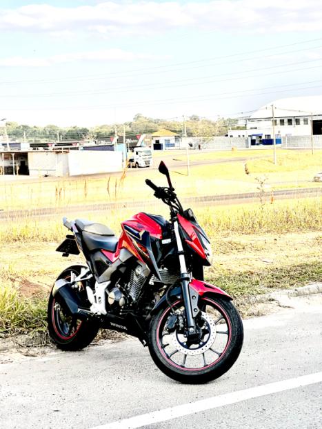 HONDA CB 300 F Twister FLEX ABS, Foto 5