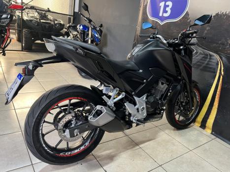 HONDA CB 300 F Twister FLEX CBS, Foto 3