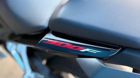 HONDA CB 300 F Twister FLEX ABS, Foto 3