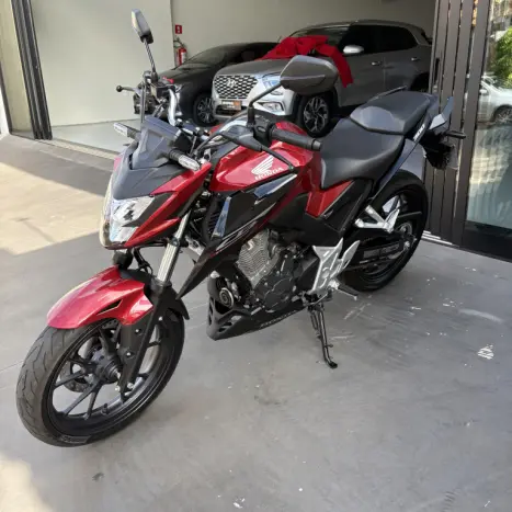 HONDA CB 300 F Twister FLEX ABS, Foto 3