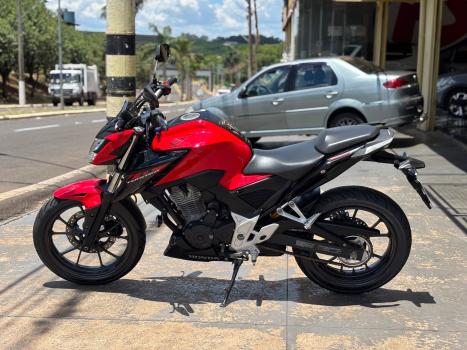 HONDA CB 300 F Twister FLEX ABS, Foto 3