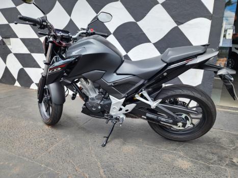 HONDA CB 300 F Twister FLEX CBS, Foto 2